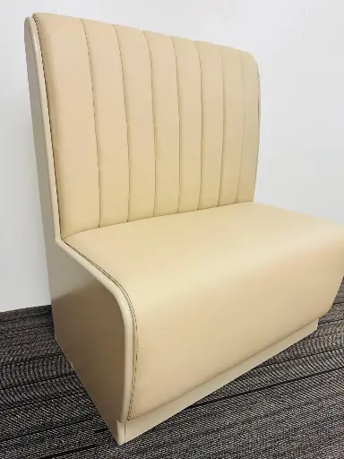 Channel back Banquette